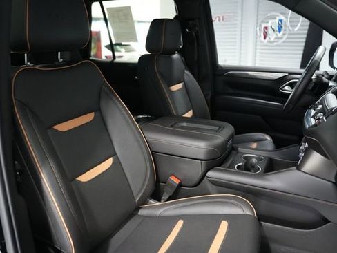 Used 2022 GMC Yukon AT4 w/ Technology Package AWD/4WD image 21