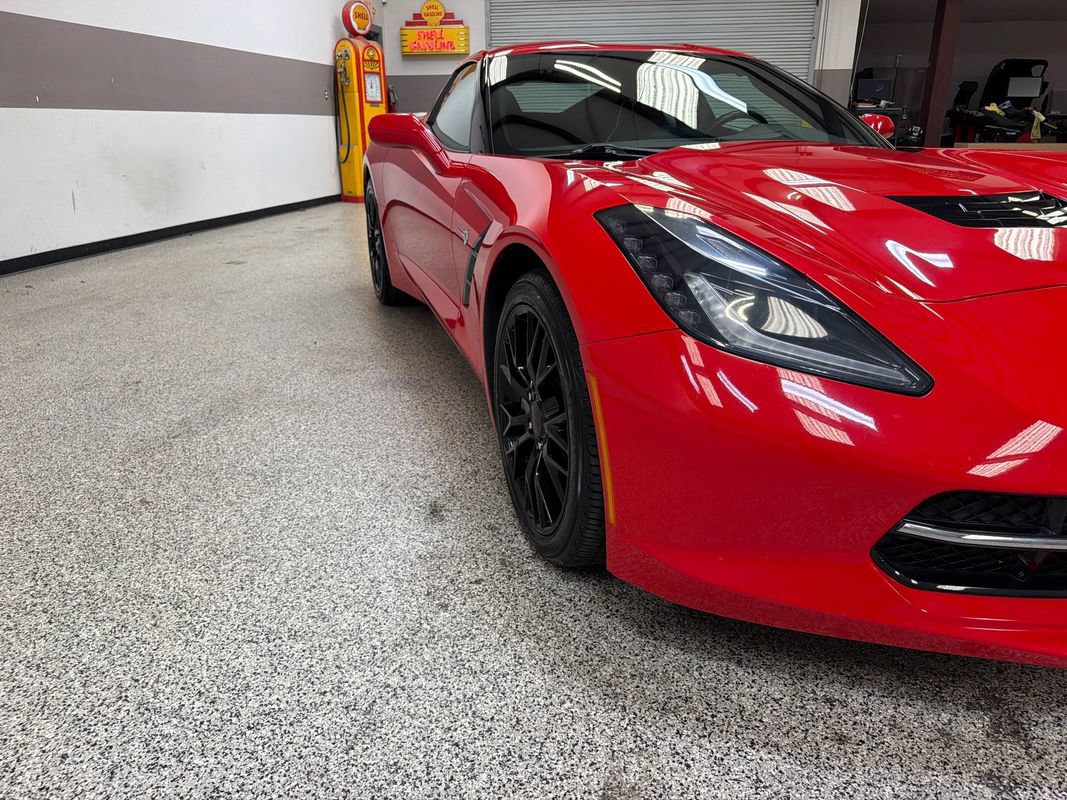Used 2019 Chevrolet Corvette Stingray Coupe w/ 1LT RWD image 14
