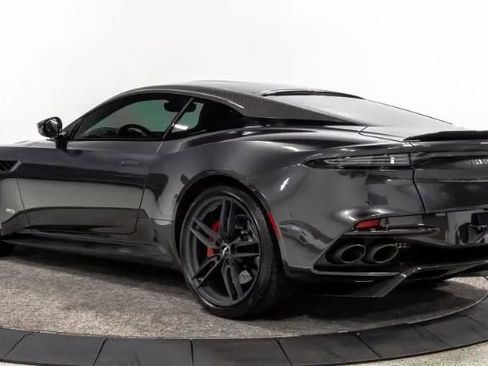 Used 2019 Aston Martin DBS Superleggera image 5