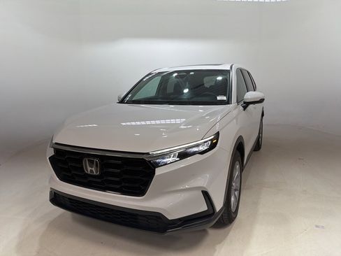 Used 2025 Honda CR-V EX image 2