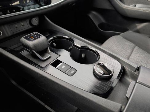 Certified 2023 Nissan Rogue SV image 16