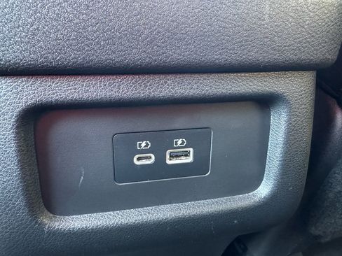 Used 2023 Nissan Pathfinder SL image 29