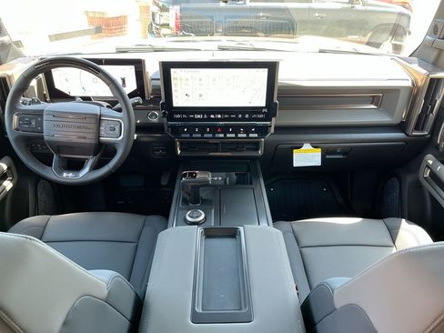 New 2025 GMC Hummer EV 2X w/ Extreme Off-Road Package AWD/4WD image 36