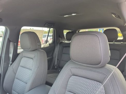 New 2027 Chevrolet Equinox LT FWD image 22