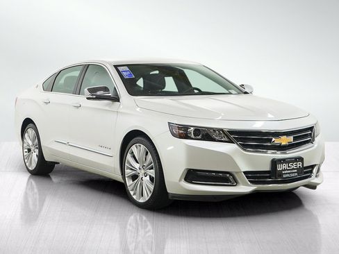 Used 2017 Chevrolet Impala Premier w/ Enhanced Convenience Package FWD image 7