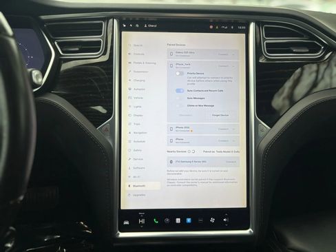 Used 2018 Tesla Model S 100D image 18