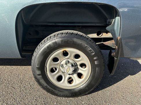 Used 2009 Chevrolet Silverado 1500 W/T image 26