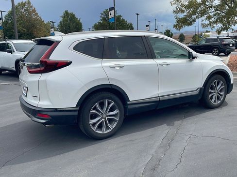 Used 2020 Honda CR-V Touring image 4