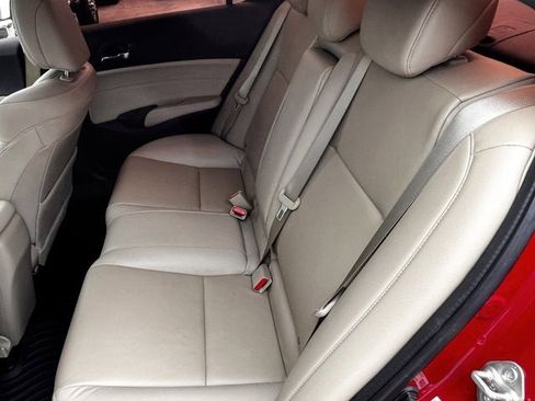 Used 2017 Acura ILX image 9