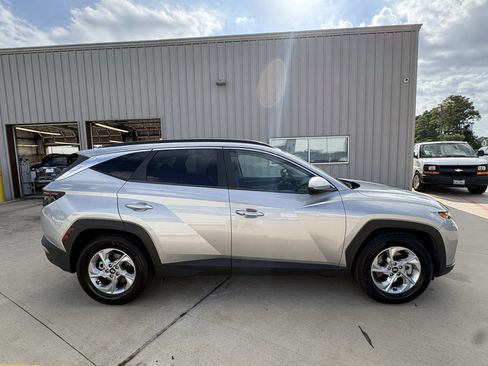 Used 2022 Hyundai Tucson SEL w/ Cargo Package FWD image 8