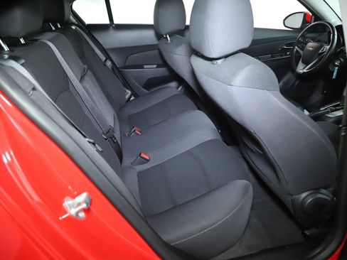 Used 2014 Chevrolet Cruze LT image 29