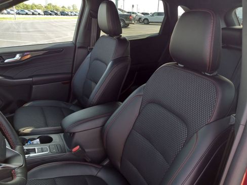 New 2026 Ford Escape ST-Line w/ Cold Weather Package FWD image 12