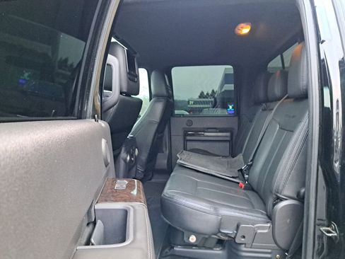 Used 2016 Ford F350 Platinum w/ Platinum Package image 13