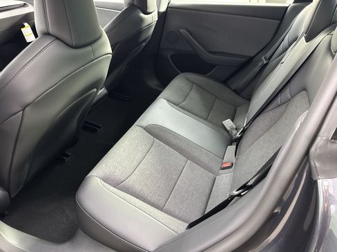Used 2026 Tesla Model 3 RWD image 37