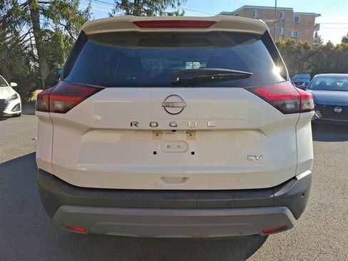 Certified 2023 Nissan Rogue SV image 36
