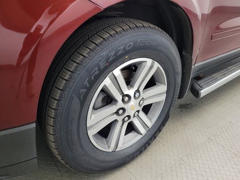 Used 2017 Chevrolet Traverse LT w/ LPO, 'HIT The Road' Package AWD/4WD image 31