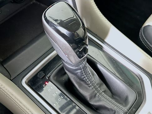 Used 2020 Subaru Forester Limited w/ Popular Package #3 image 25