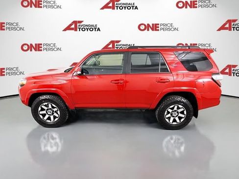 Certified 2020 Toyota 4Runner TRD Off-Road Premium w/ Moonroof Package AWD/4WD image 5