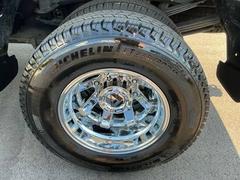 Used 2023 Chevrolet Silverado 3500 LTZ w/ LTZ Convenience Package AWD/4WD image 13