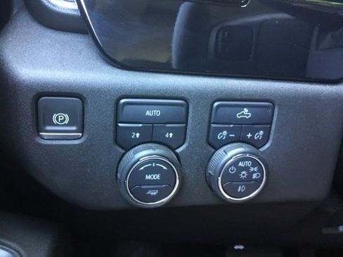 Used 2025 Chevrolet Silverado 1500 RST image 12