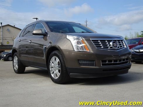 Used 2015 Cadillac SRX Luxury w/ Driver Awareness Package AWD/4WD image 4
