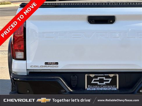 Used 2023 Chevrolet Colorado Trail Boss w/ Technology Package image 6