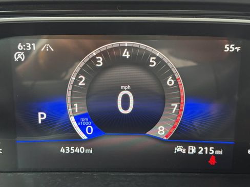 Used 2024 Volkswagen Jetta SE FWD image 12
