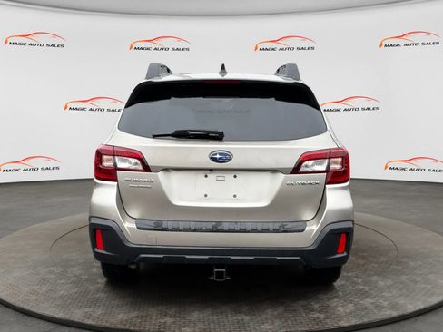 Used 2019 Subaru Outback 2.5i Premium image 7