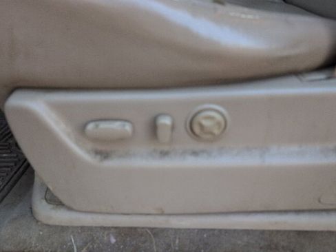 Used 2009 Cadillac Escalade Base image 14