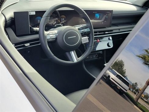 New 2026 Hyundai Tucson Limited image 3