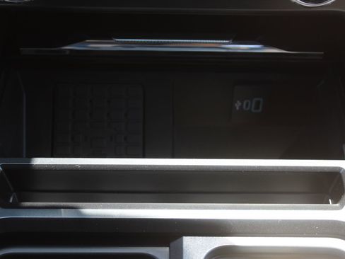 New 2026 Ford F350 4x4 Crew Cab Super Duty image 43