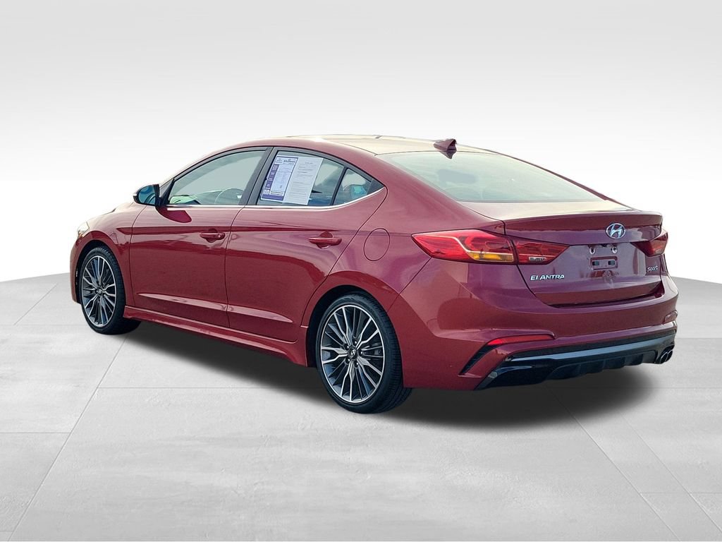 Used 2017 Hyundai Elantra Sport w/ Sport Premium Package 06 FWD image 4