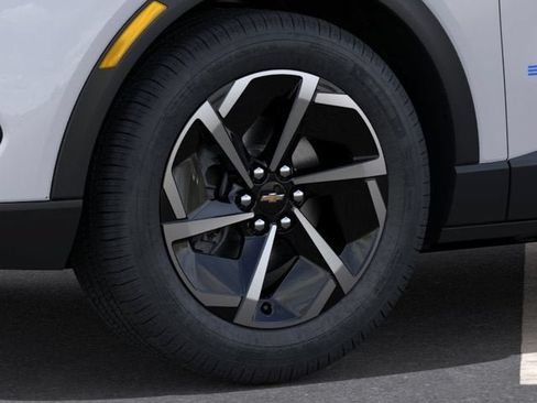New 2026 Chevrolet Equinox EV LT FWD image 9
