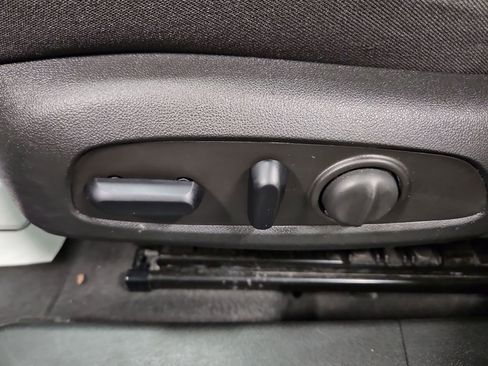 Used 2023 Chevrolet Malibu LT image 14