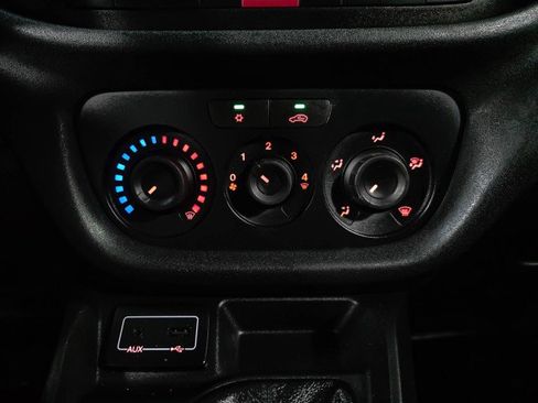 Used 2020 RAM ProMaster City Tradesman image 25