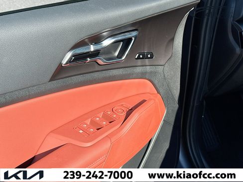 New 2026 Kia Sportage SX image 22