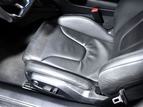 Used 2009 Audi R8 V8 image 22