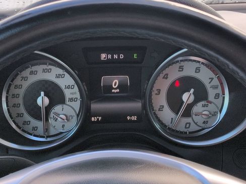 Used 2014 Mercedes-Benz SLK 250 image 24