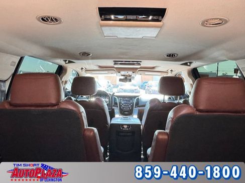 Used 2020 Cadillac Escalade ESV Premium Luxury AWD/4WD image 25