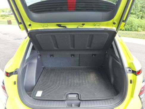 Used 2025 Hyundai Kona Limited image 31