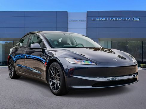 Used 2024 Tesla Model 3 Standard Range RWD image 3