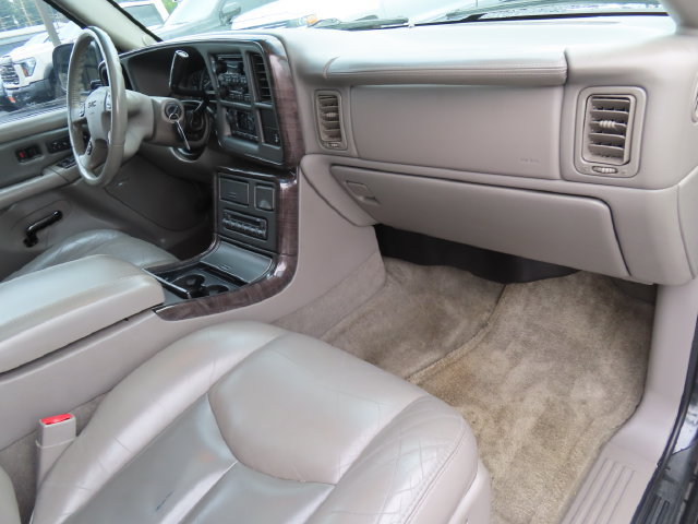 Used 2004 GMC Yukon Denali AWD/4WD image 38