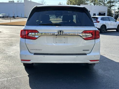 Used 2018 Honda Odyssey Touring image 12
