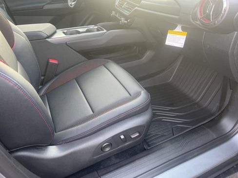 New 2026 Chevrolet Equinox EV RS image 30