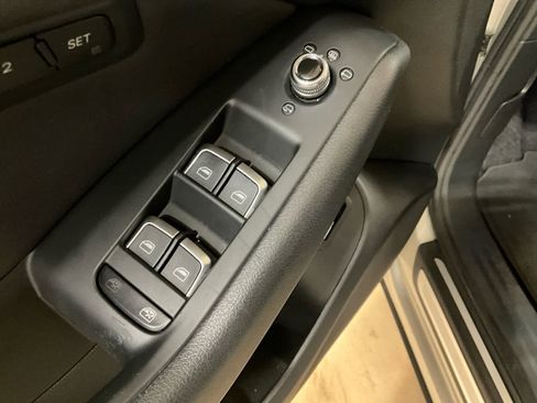 Used 2013 Audi Q5 2.0T Premium Plus AWD/4WD image 16