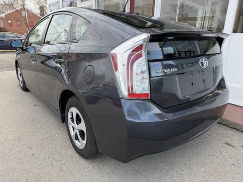 Used 2013 Toyota Prius Two image 3