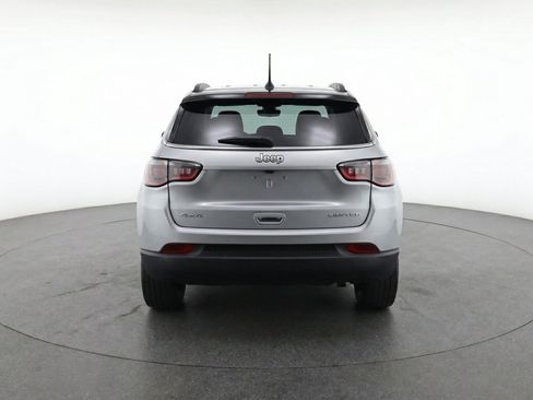 Used 2025 Jeep Compass Limited AWD/4WD image 7