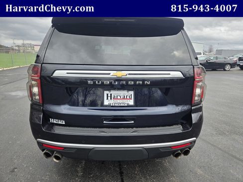 Certified 2024 Chevrolet Suburban High Country AWD/4WD image 5
