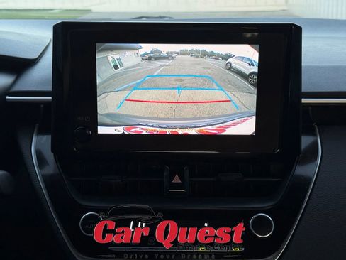 Used 2023 Toyota Corolla LE FWD image 28