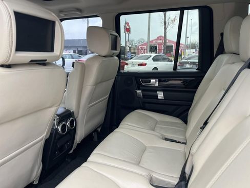 Used 2015 Land Rover LR4 HSE LUX image 30